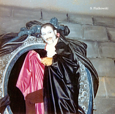 [Dracula]