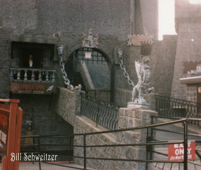[drawbridge]