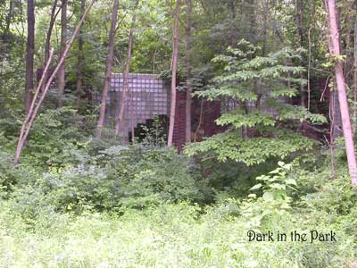 [park building]