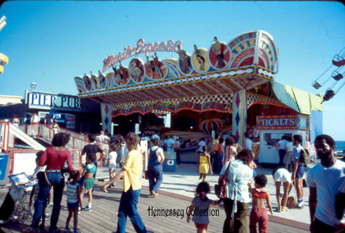 PIER PUB AND MUSIC EXPRESS